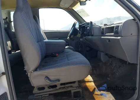 1996 Dodge Ram 1500 from USA, damaged, VIN 3B7HC13Y1TG101825